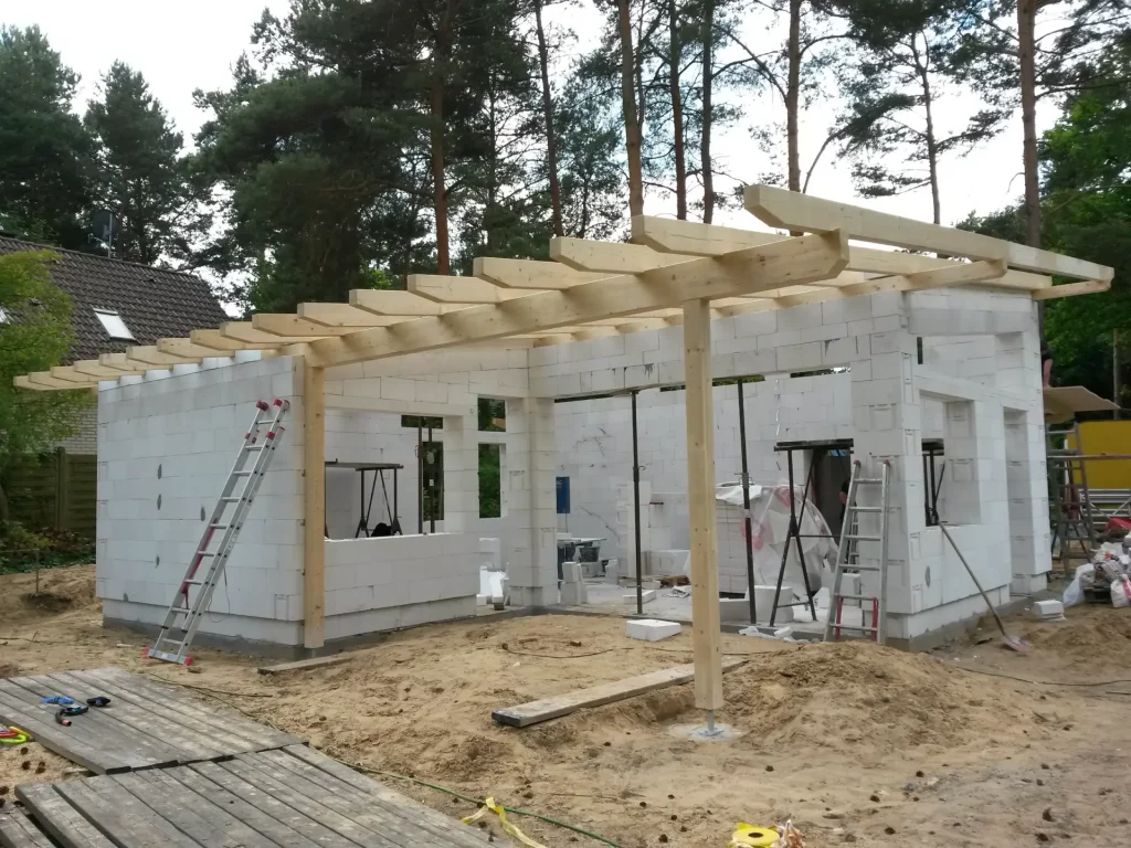 Dachstuhl Dachkonstruktion Pfetten Sparren - Zimmerei das grüne Haus Oranienburg / Oberhavel - Zimmerei, Holzbau, Hausbau