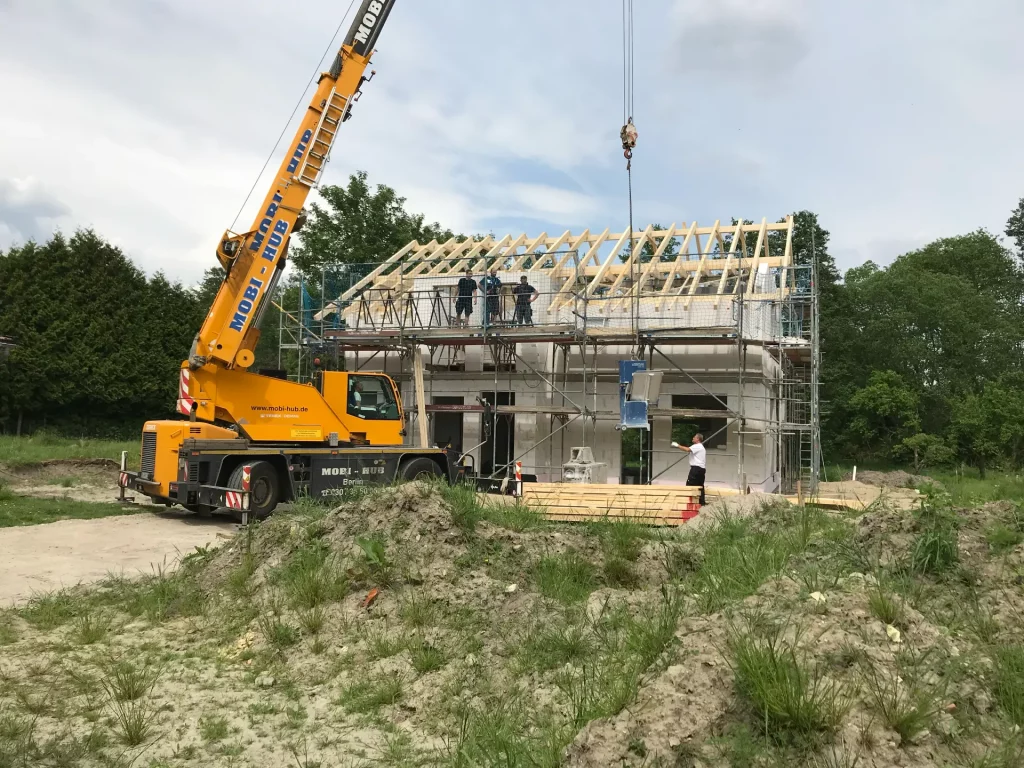 Dachstuhl Dachkonstruktion Pfetten Sparren - Zimmerei das grüne Haus Oranienburg / Oberhavel - Zimmerei, Holzbau, Hausbau